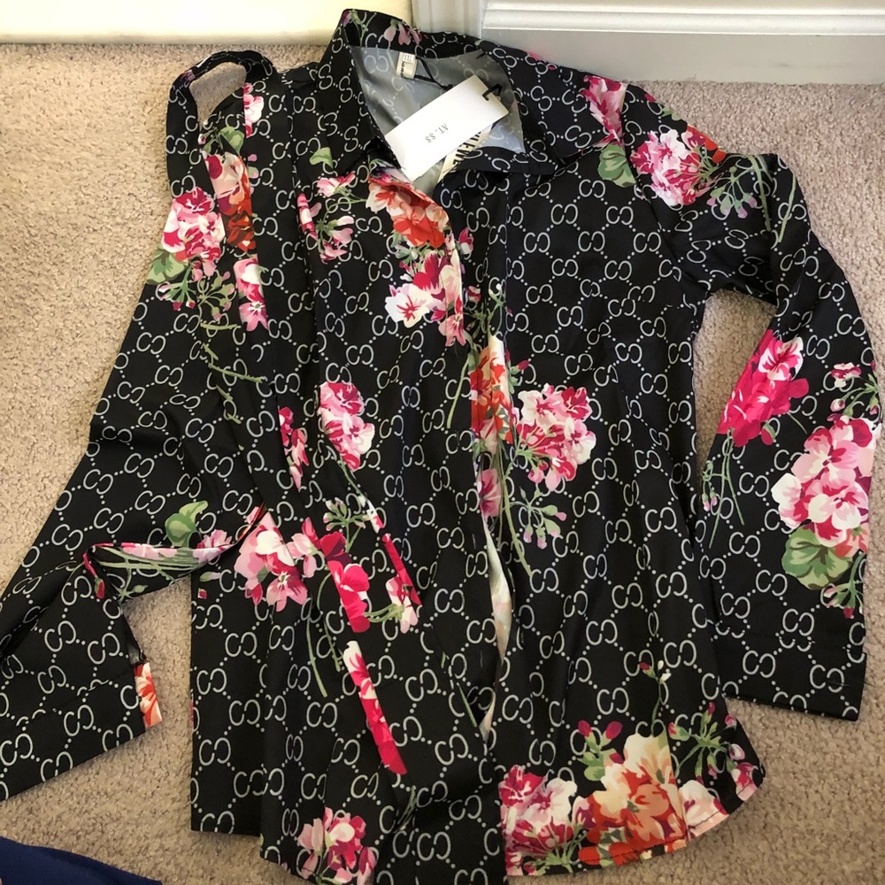 Long sleeved bloom blouse SZ M/L